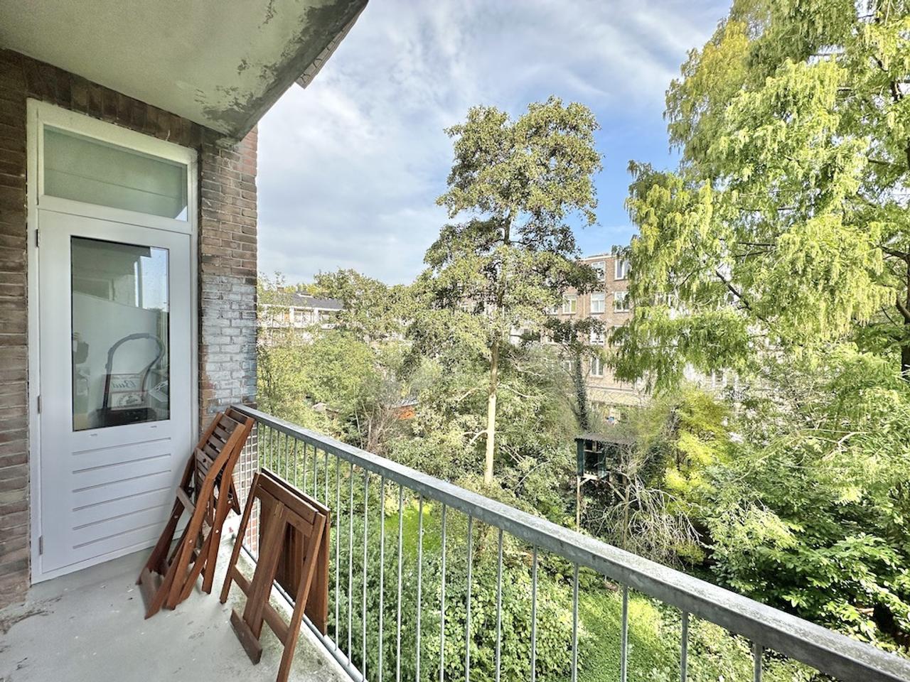 2-slaapkamer appartement met balkon in Cool - Afbeelding 3