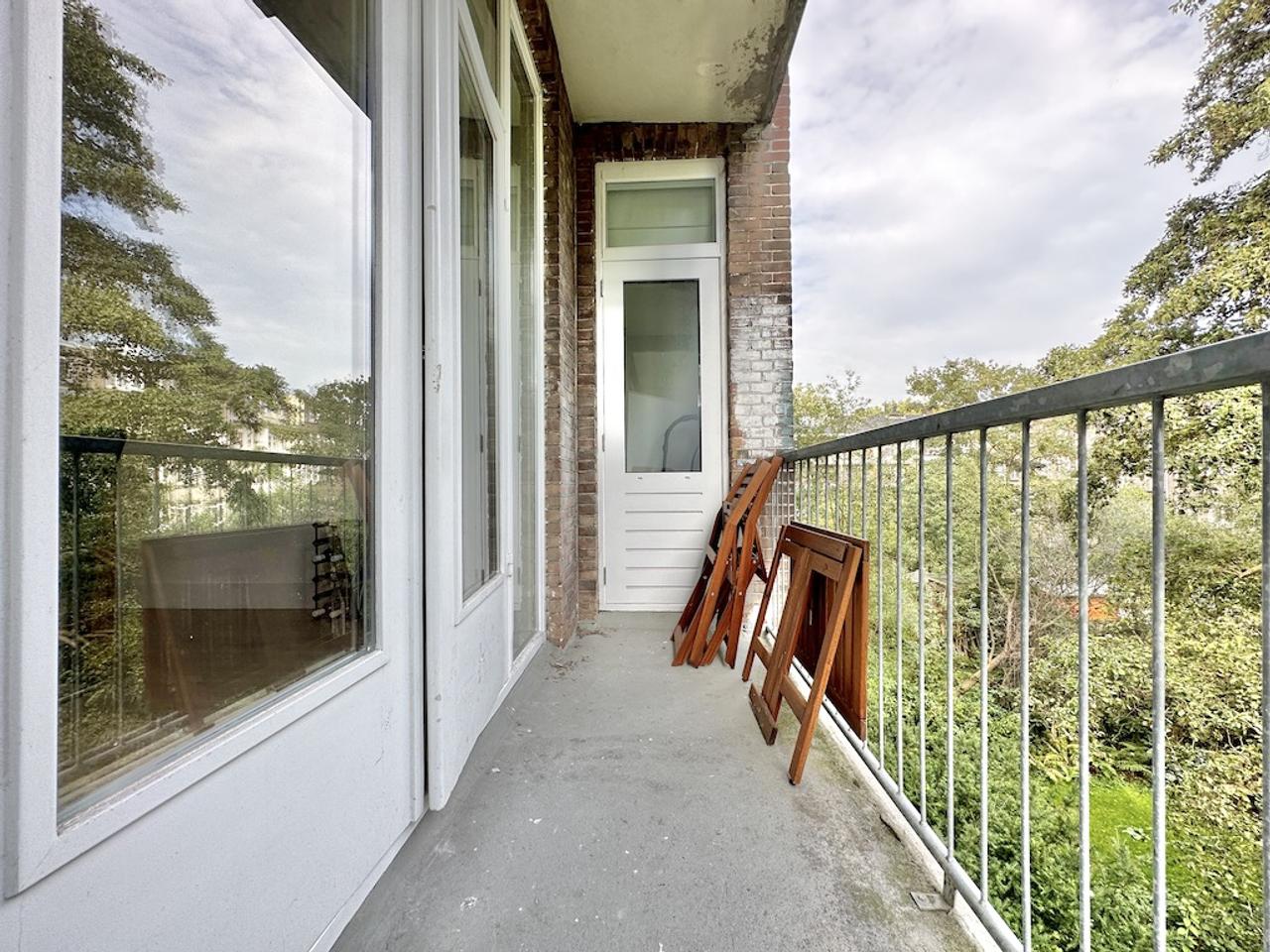 2-slaapkamer appartement met balkon in Cool - Afbeelding 7