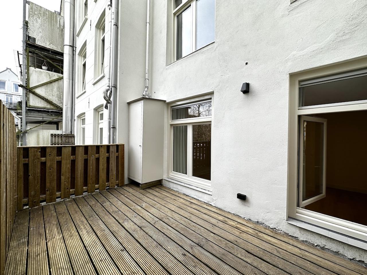 2-slaapkamerappartement met balkon in Cool - Afbeelding 3