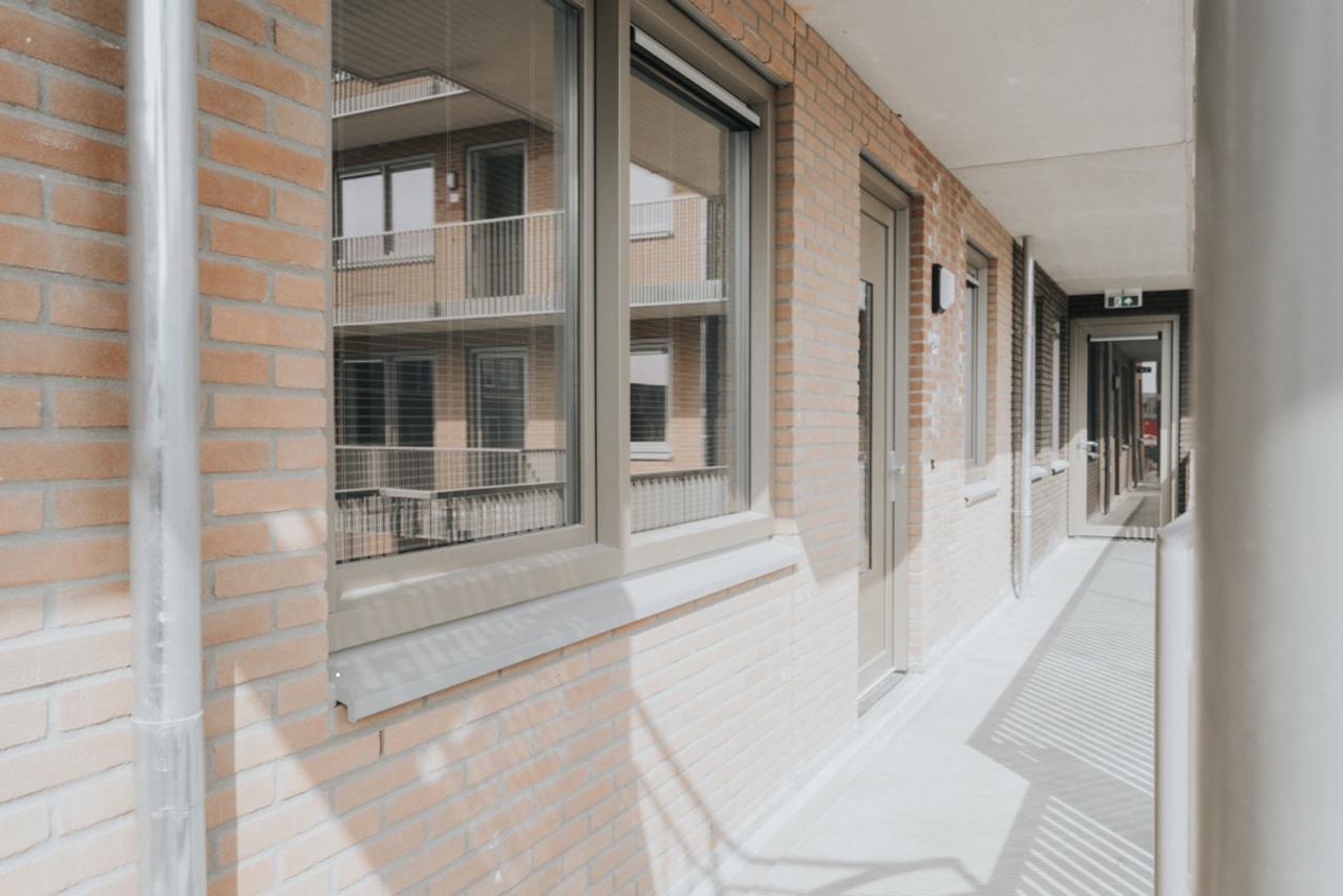 Two-bedroom maisonette with balcony in Almere Poort - Image 16