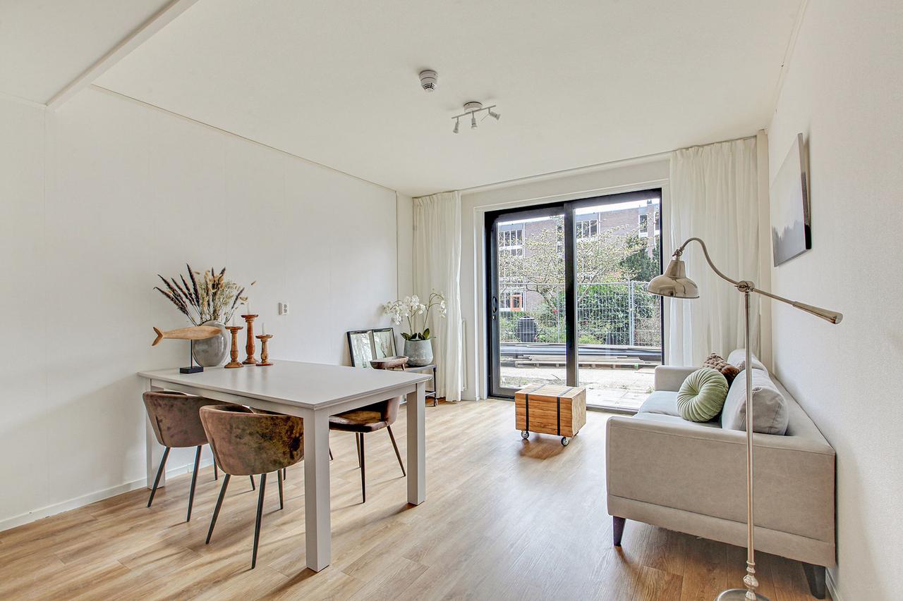 Seniorenappartement met lift in Hilversum - Afbeelding 1