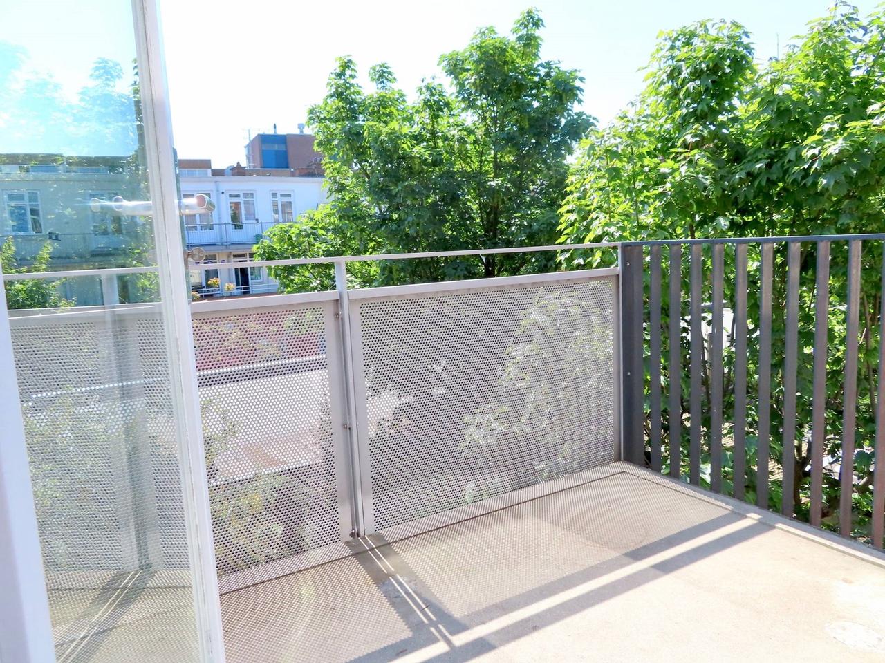 Gemeubileerd 3-kamerappartement met balkon - Afbeelding 6