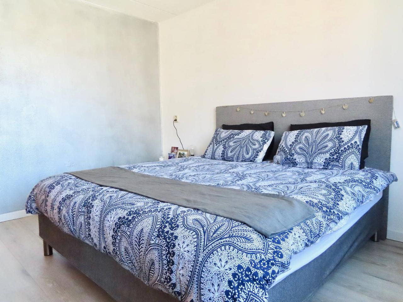 Gemeubileerd 3-kamerappartement met balkon - Afbeelding 9