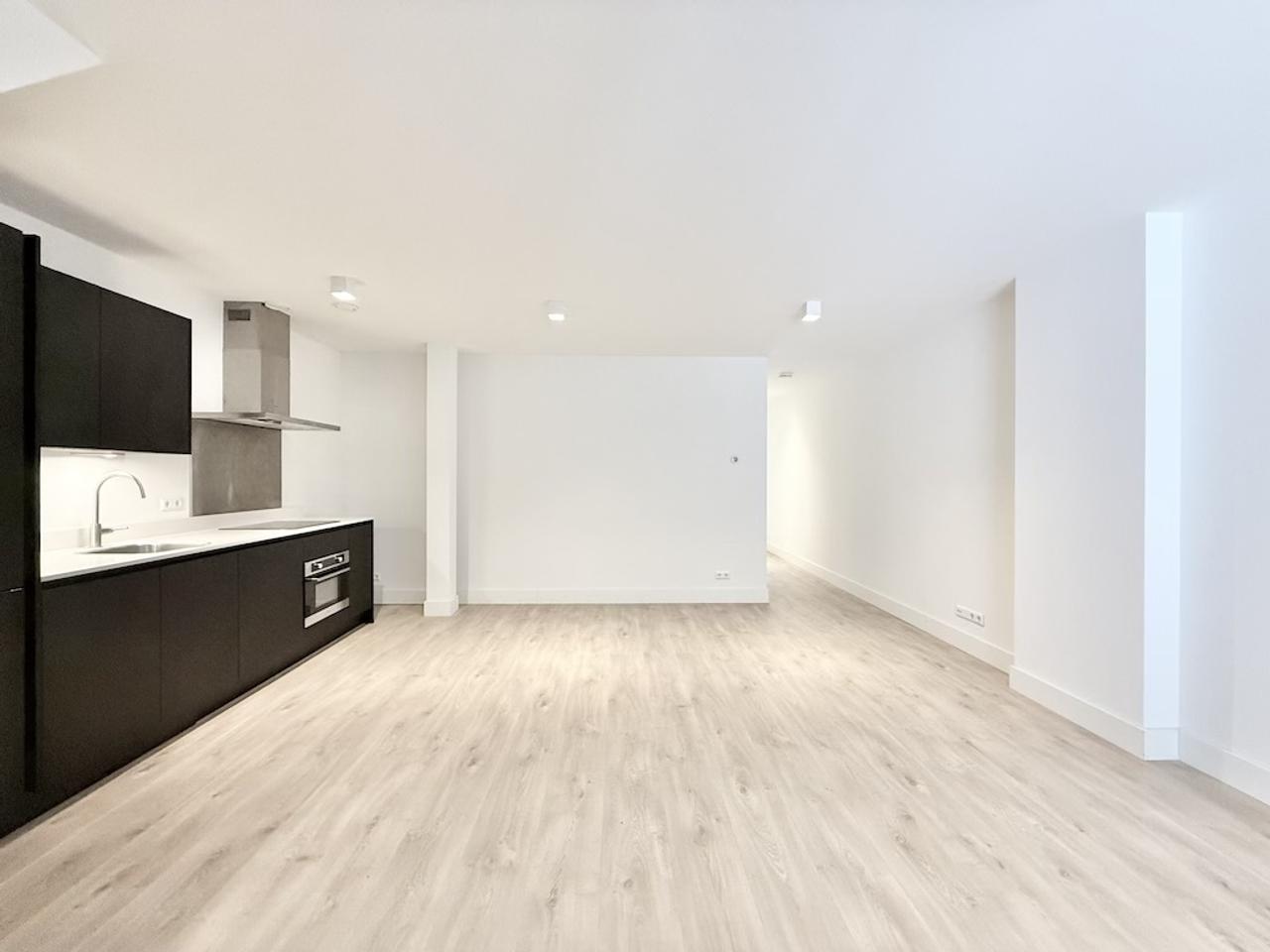 127 m² appartement met tuin in Oude Noorden - Afbeelding 2