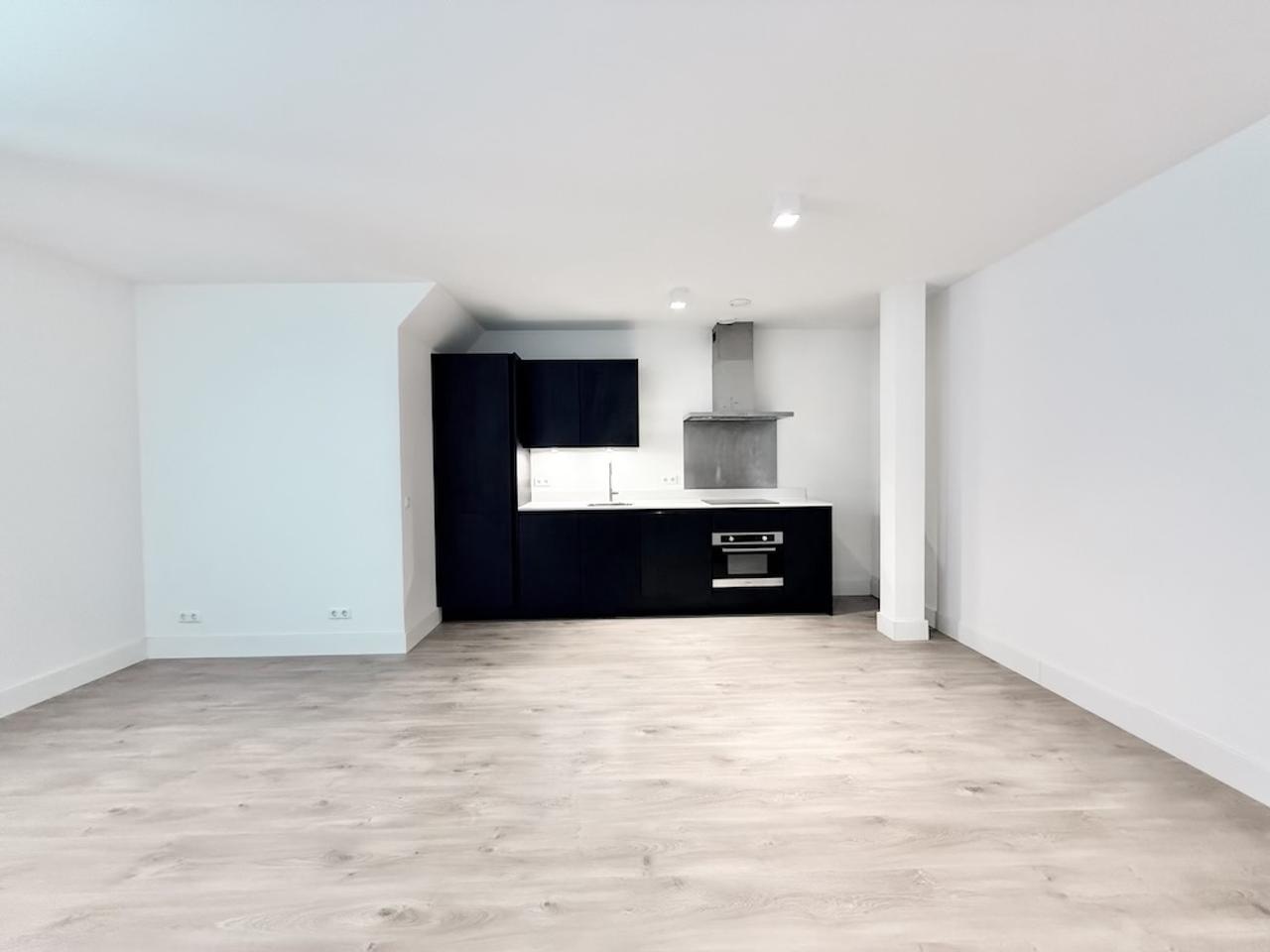 127 m² appartement met tuin in Oude Noorden - Afbeelding 3