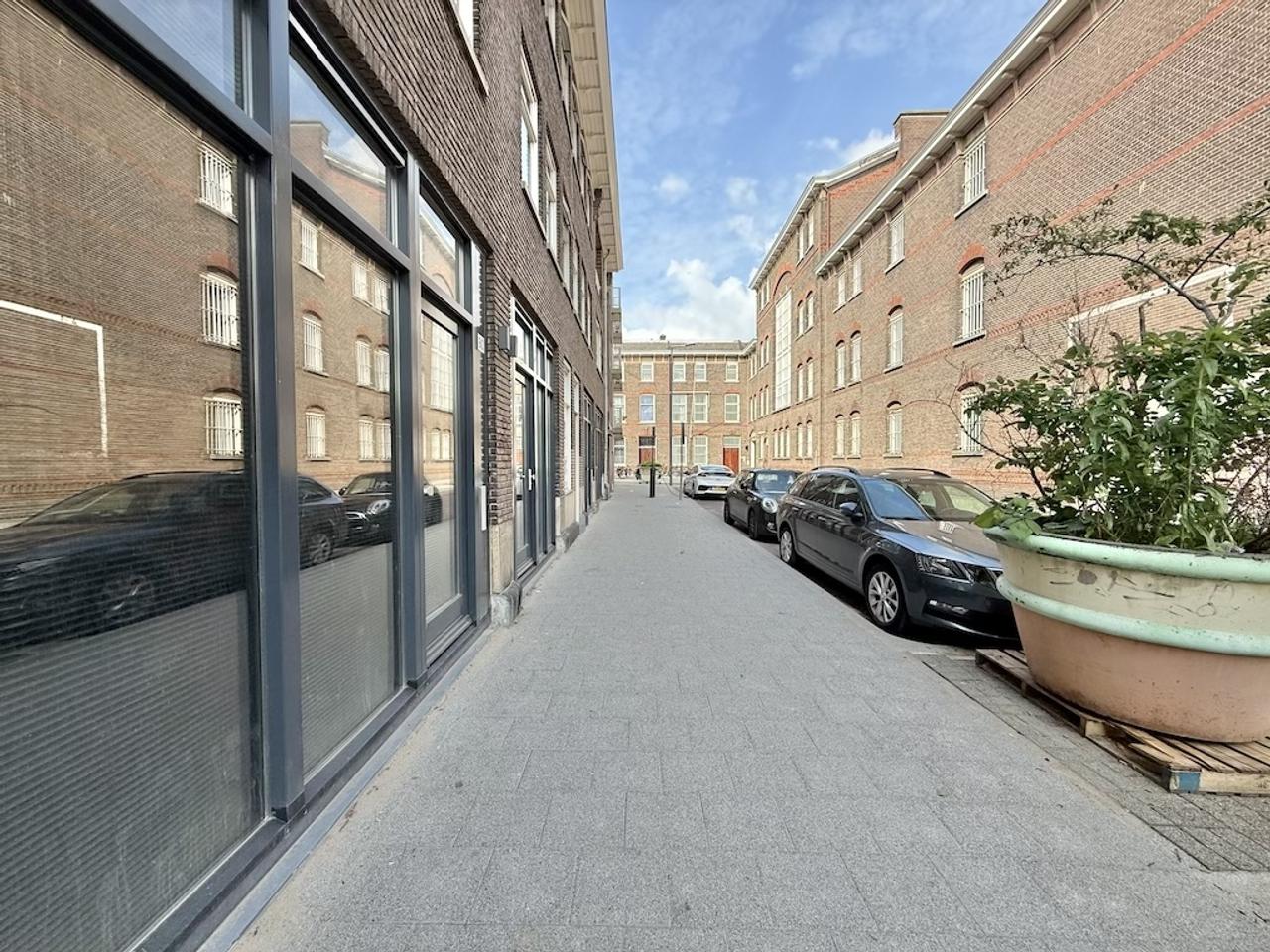 127 m² appartement met tuin in Oude Noorden - Afbeelding 7