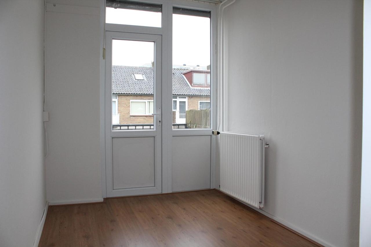 Tussenwoning met 4 slaapkamers en tuin - Afbeelding 10