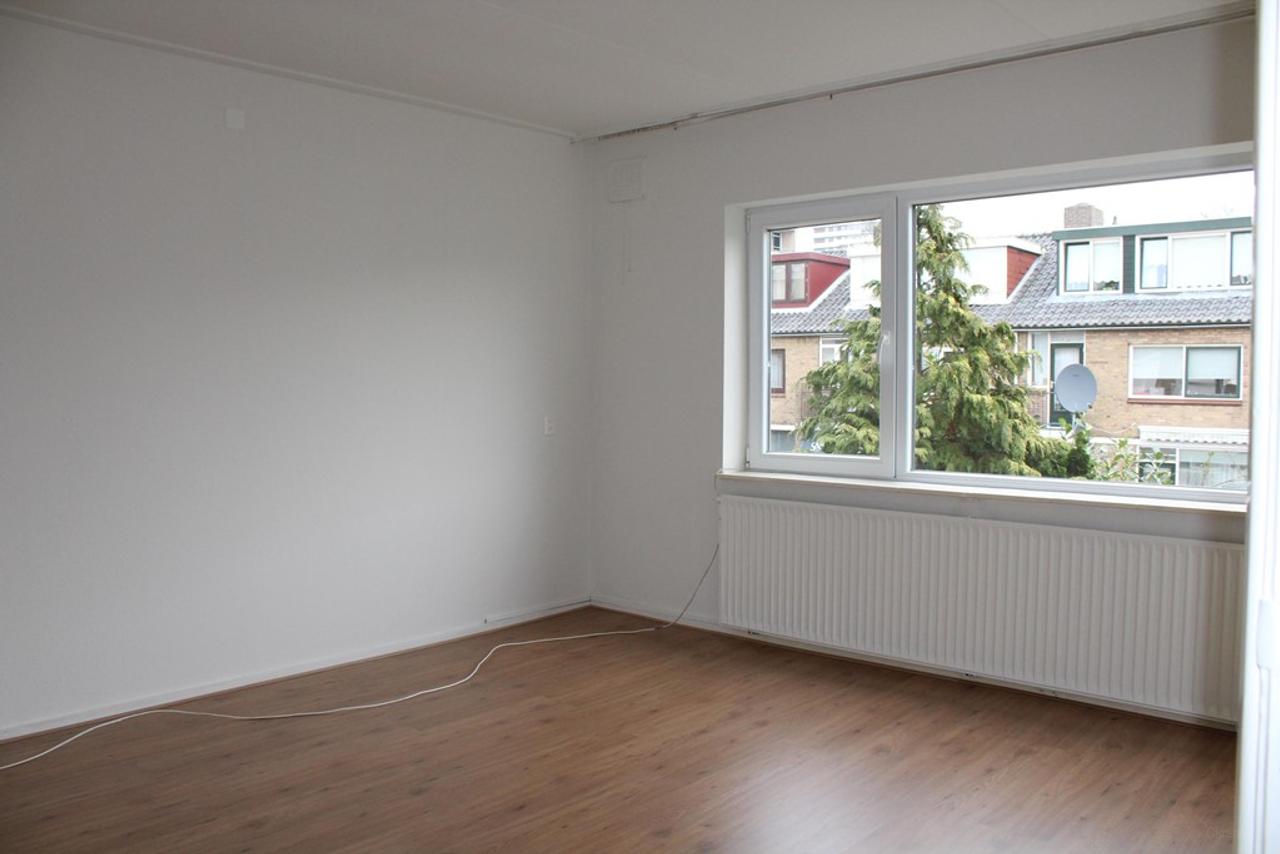 Tussenwoning met 4 slaapkamers en tuin - Afbeelding 11