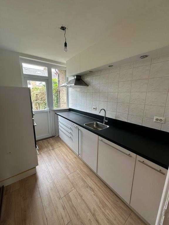 Direct vrij: 5 slaapkamers en tuin in Utrecht - Afbeelding 5