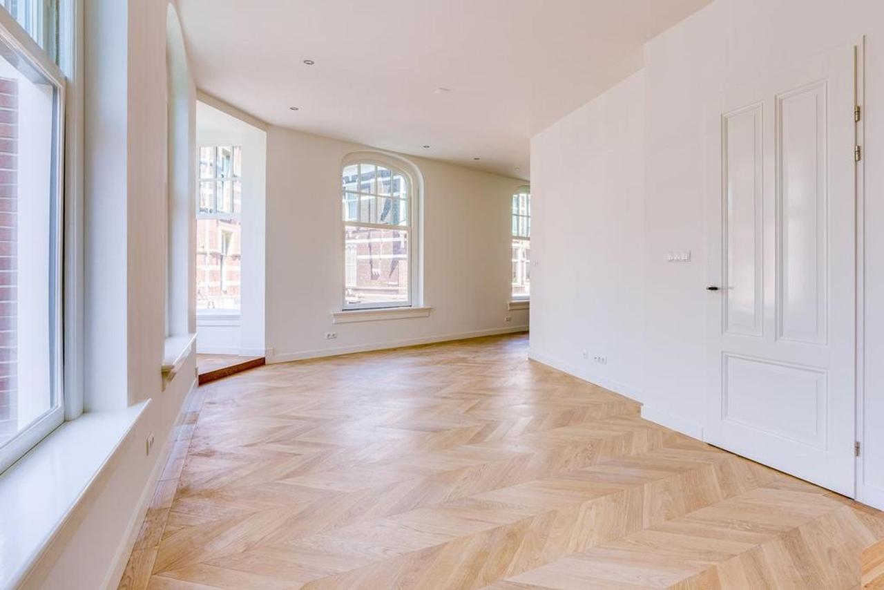 76m² appartement met visgraatvloer in hartje Utrecht - Afbeelding 6