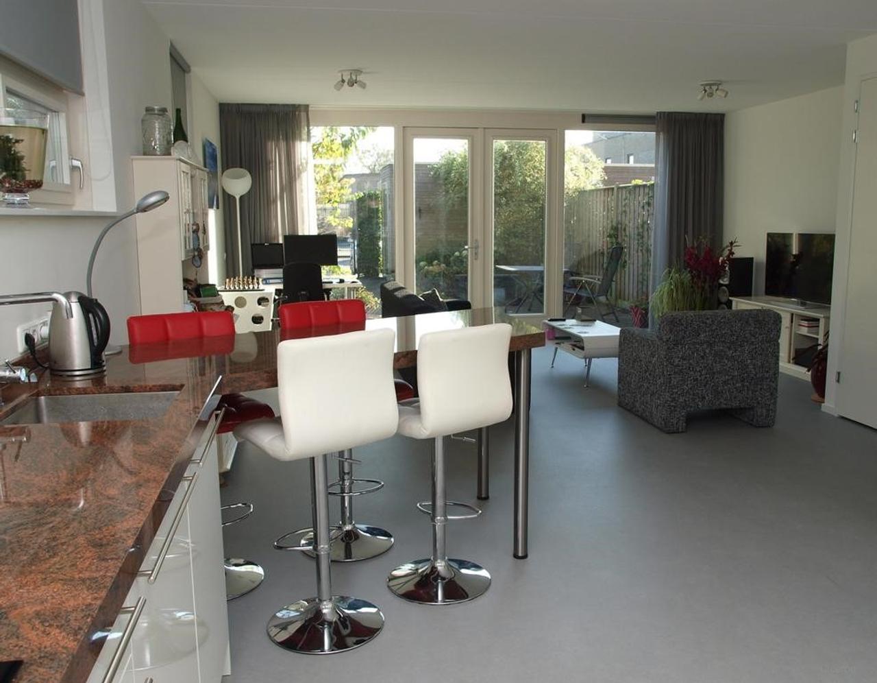 Tijdelijk wonen met 4 slaapkamers in Alkmaar - Afbeelding 8