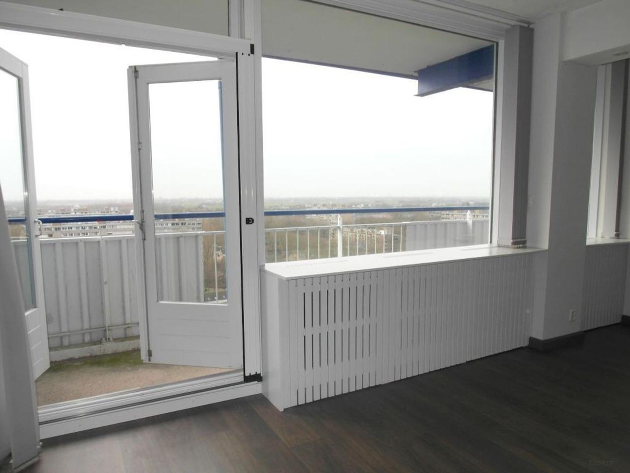 115 m² Apartment with Sunny Balcony in Delft - Image 6