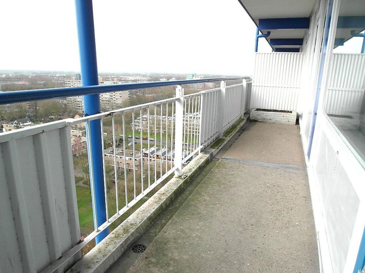 115 m² Apartment with Sunny Balcony in Delft - Image 7
