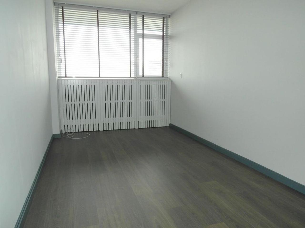 115 m² Apartment with Sunny Balcony in Delft - Image 21