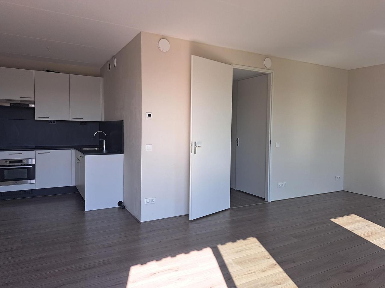 2-slaapkamerappartement met balkon in Eindhoven - Afbeelding 2