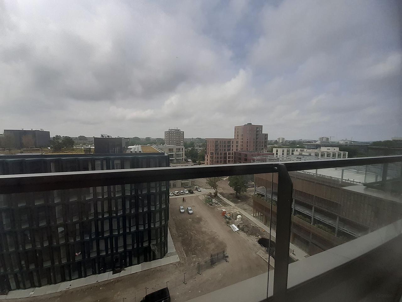 106 m² Apartment with Two Balconies - Image 1