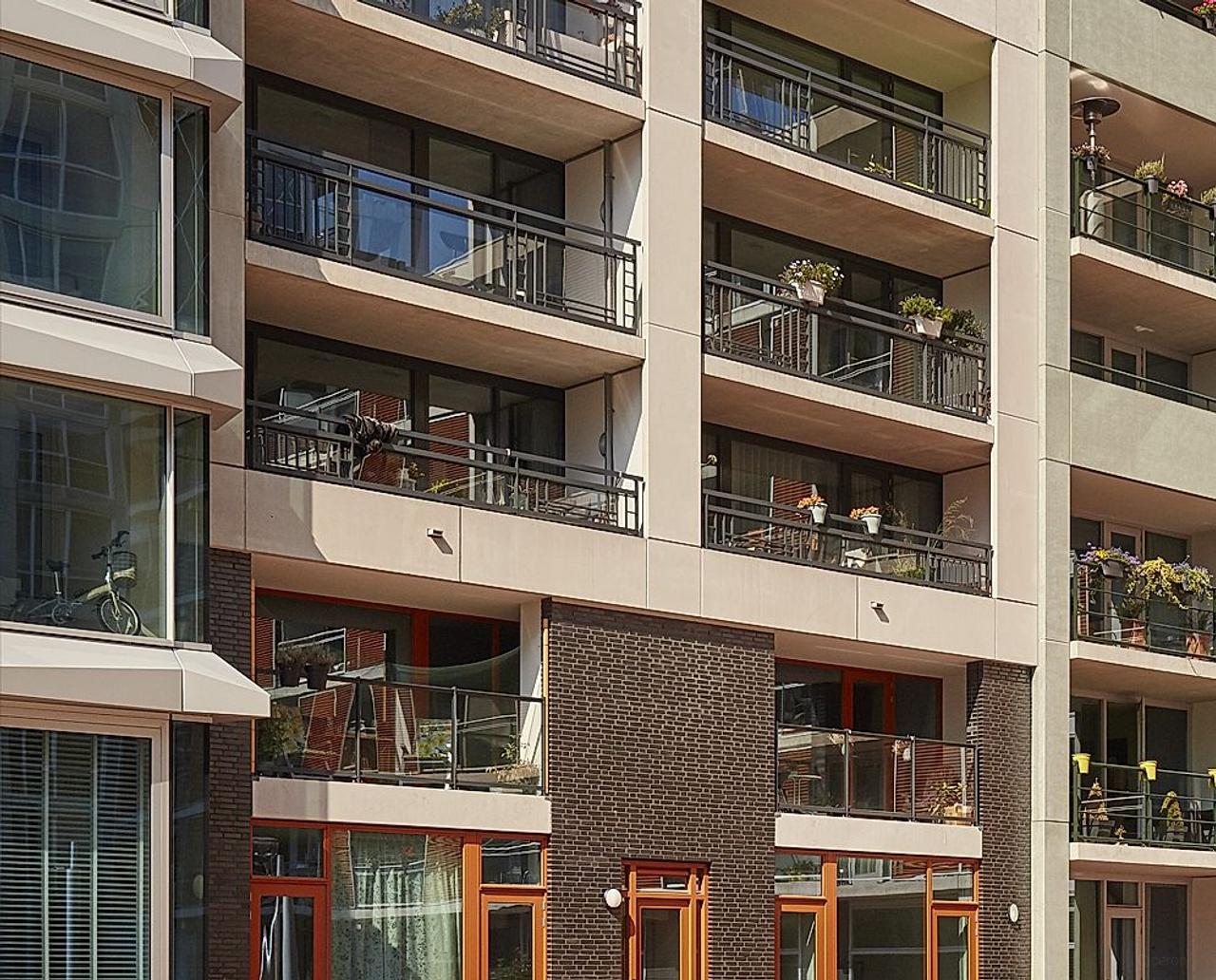 88 m² appartement met 2 balkons in Philipsdorp - Afbeelding 1