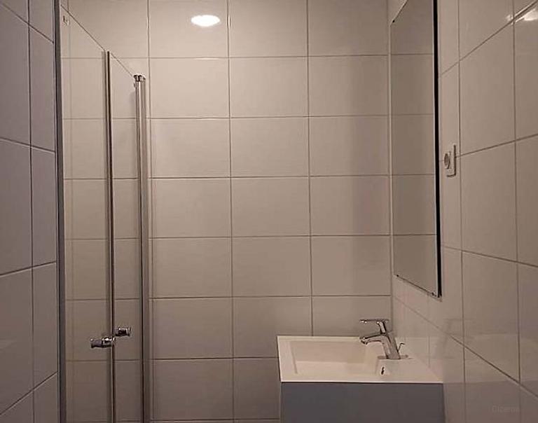 Licht 3-kamerappartement met loggia - Afbeelding 4