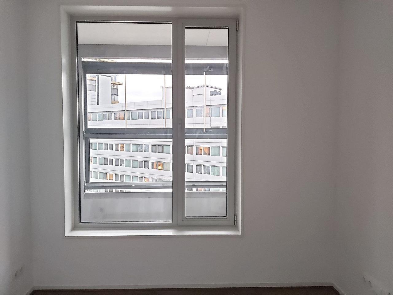 Licht 3-kamerappartement met loggia - Afbeelding 5