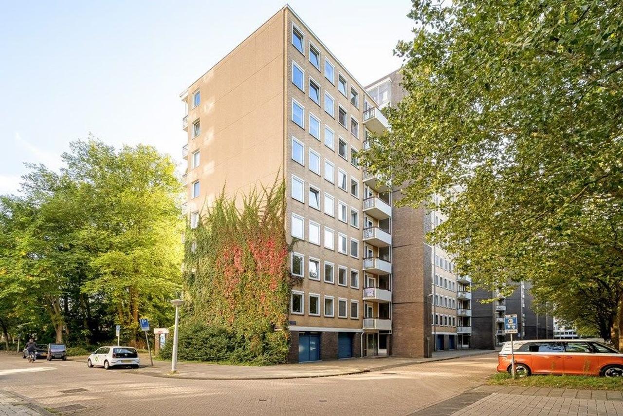 Licht 3-kamerappartement met 2 balkons - Afbeelding 1