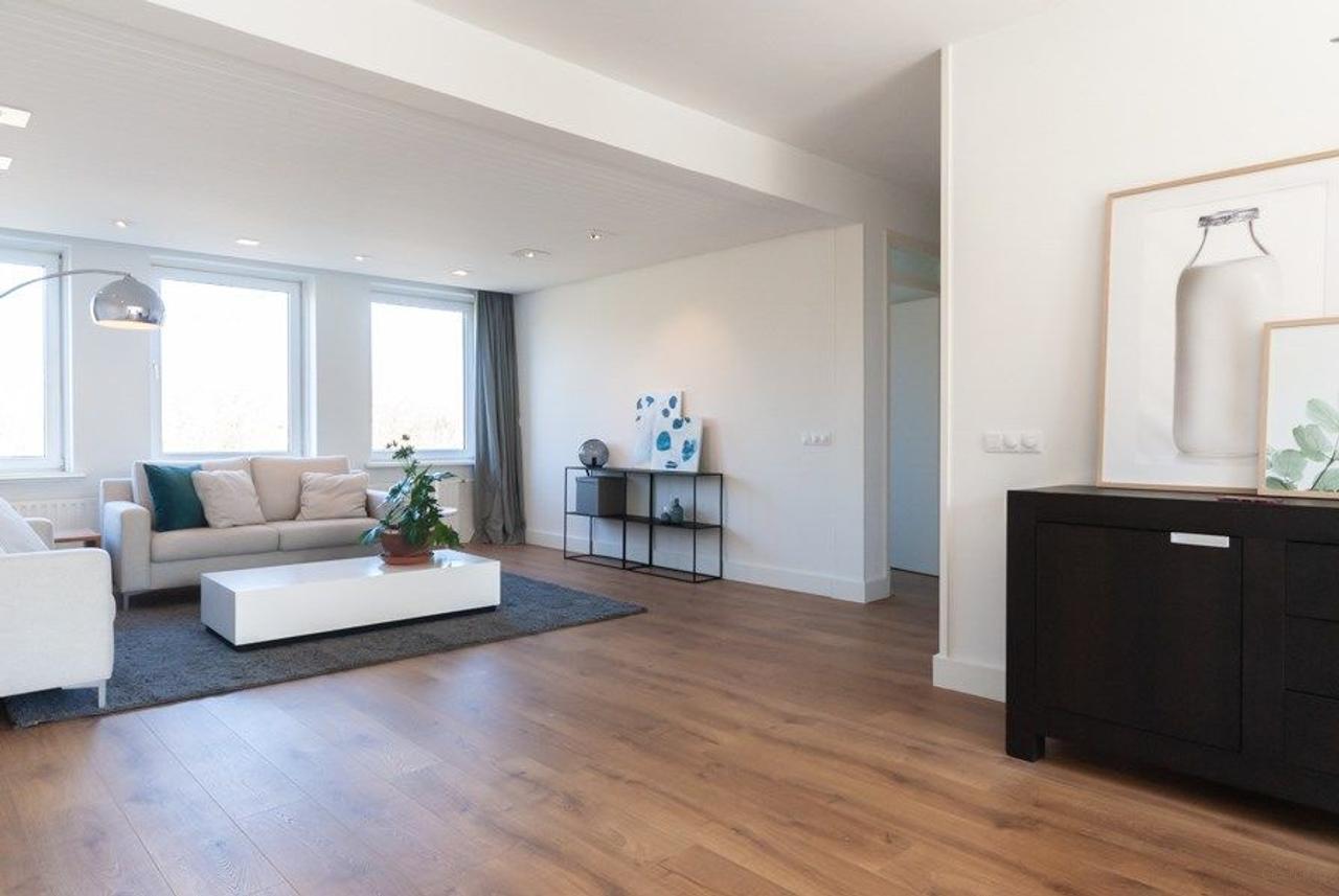 Licht 3-kamerappartement met 2 balkons - Afbeelding 3