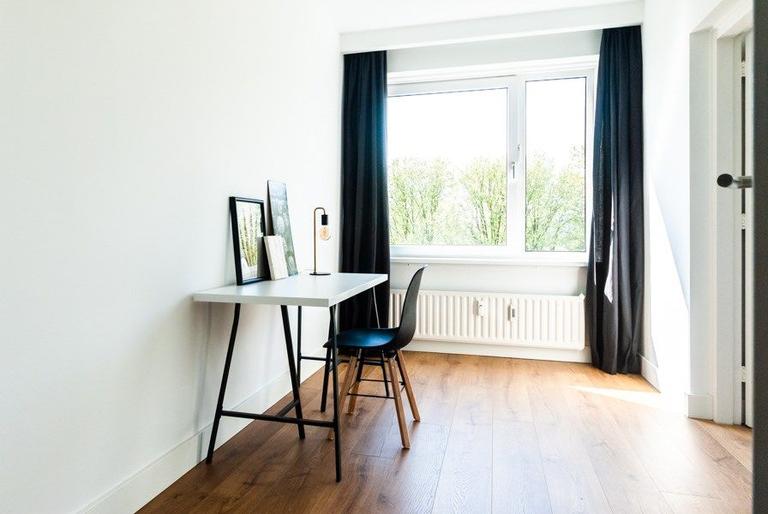 Licht 3-kamerappartement met 2 balkons - Afbeelding 8