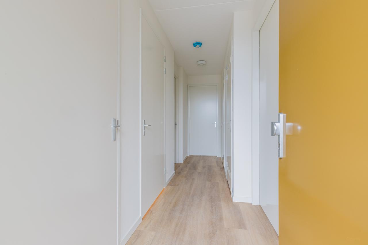 3-kamerappartement met balkon en parkeerplek - Afbeelding 2