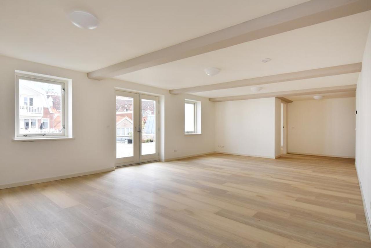 149 m² wonen met balkon in hartje Den Haag - Afbeelding 1