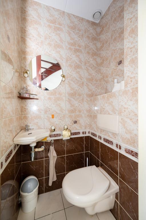 Detached Waterfront Villa in Filmwijk - Image 6