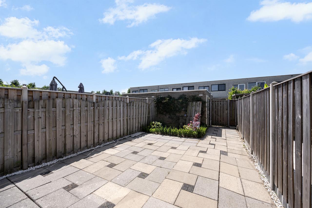 Family Home with Garden in Tussen de Vaarten - Image 13