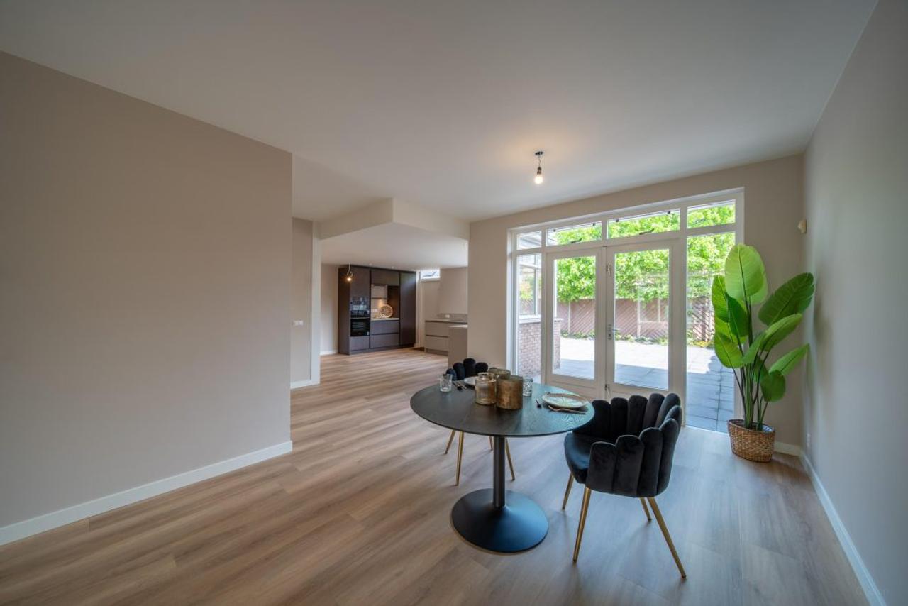 200 m² wonen met 4 slaapkamers en tuin - Afbeelding 10