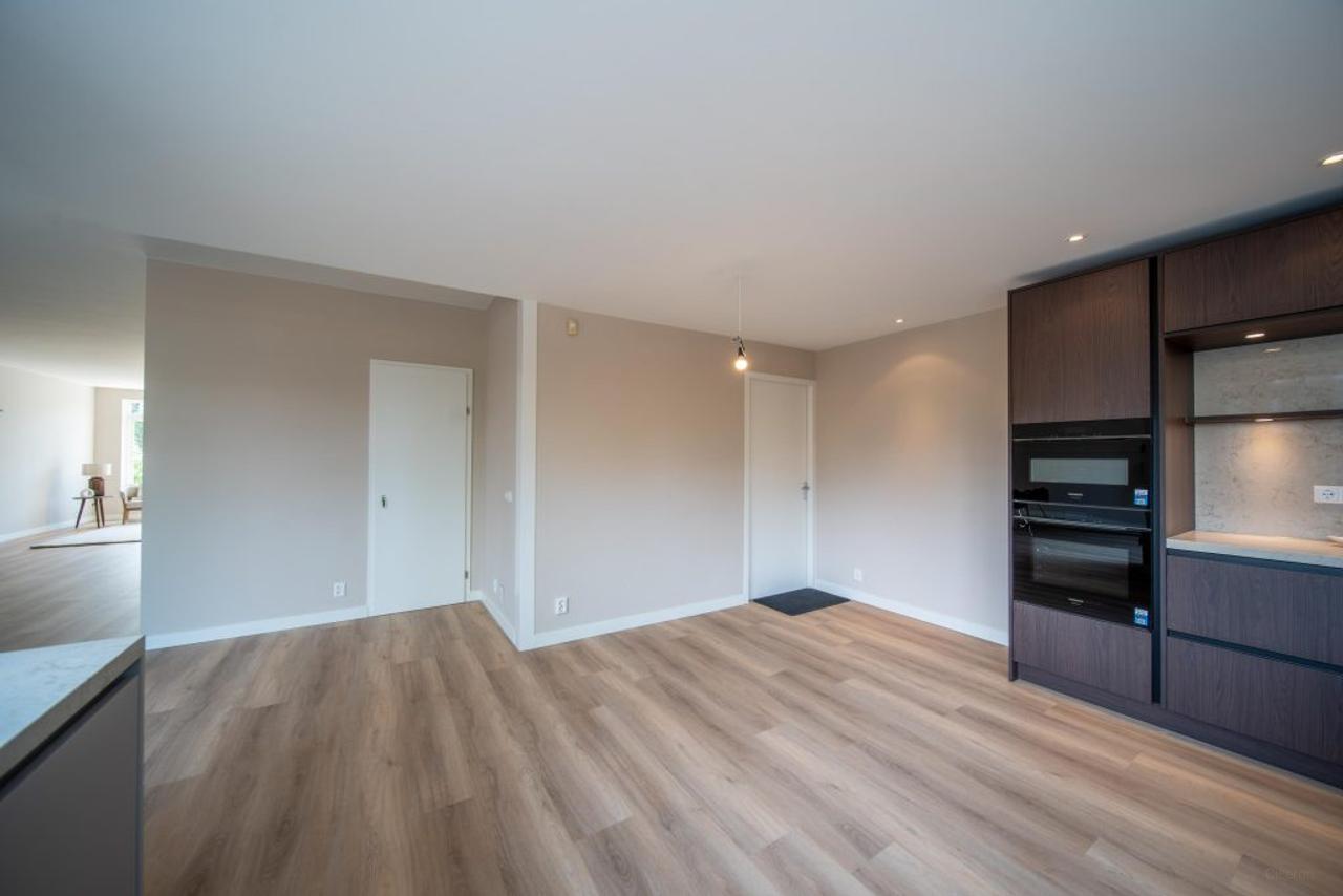200 m² wonen met 4 slaapkamers en tuin - Afbeelding 13