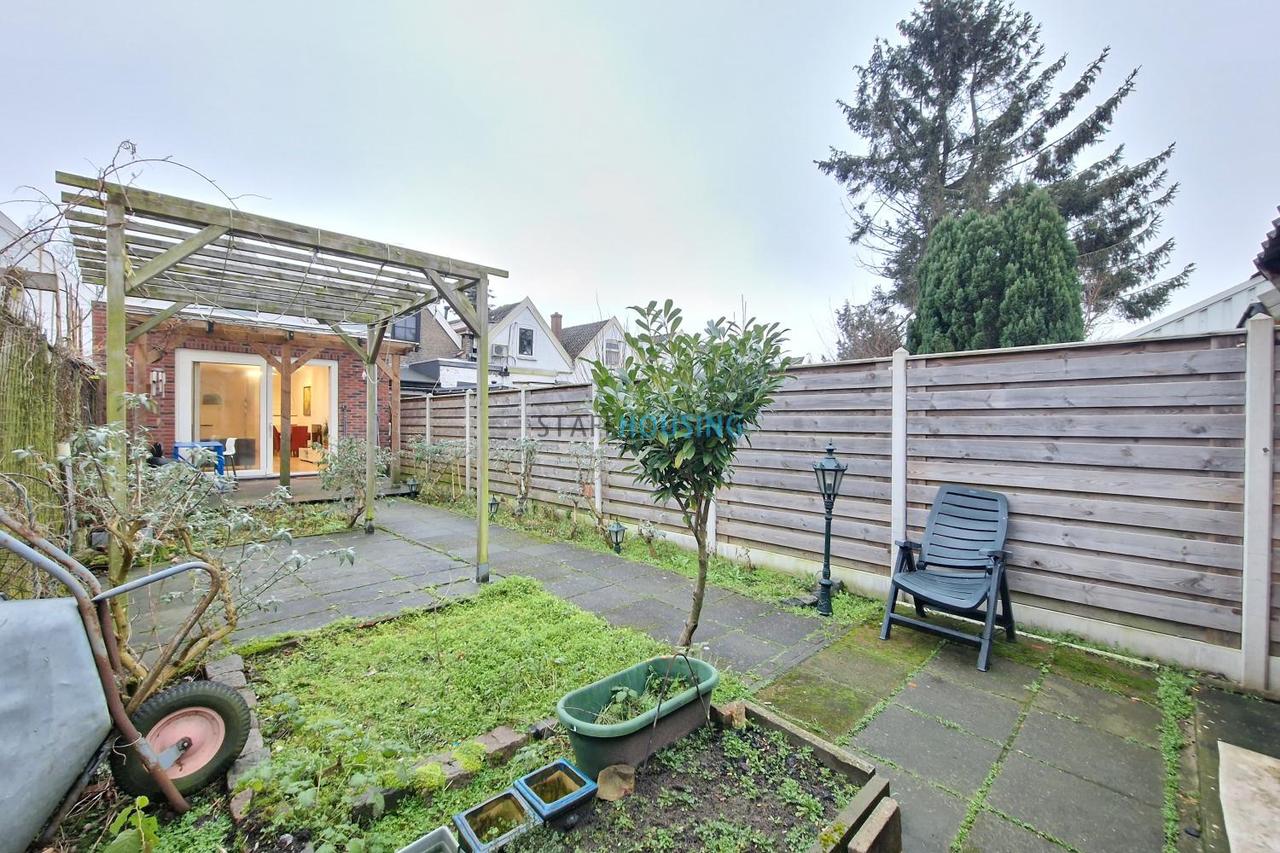 Furnished House with Garden in Overschie - Image 16