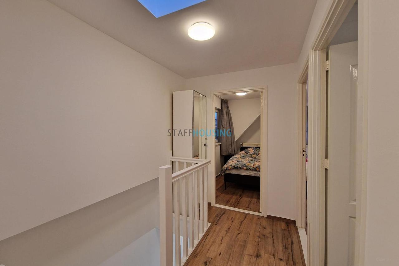 Furnished House with Garden in Overschie - Image 19