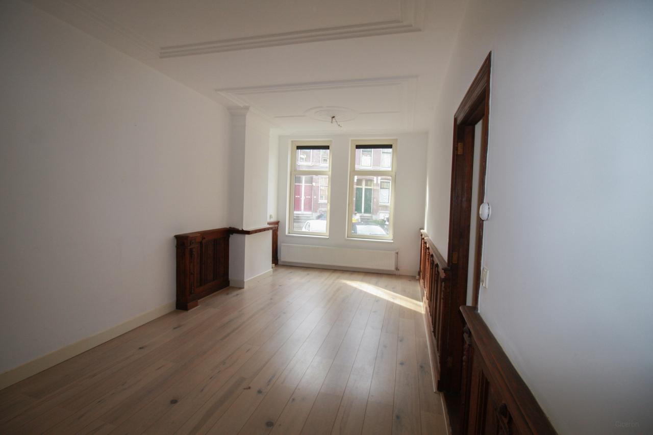 Benedenwoning met tuin in Nieuwe Westen - Afbeelding 4
