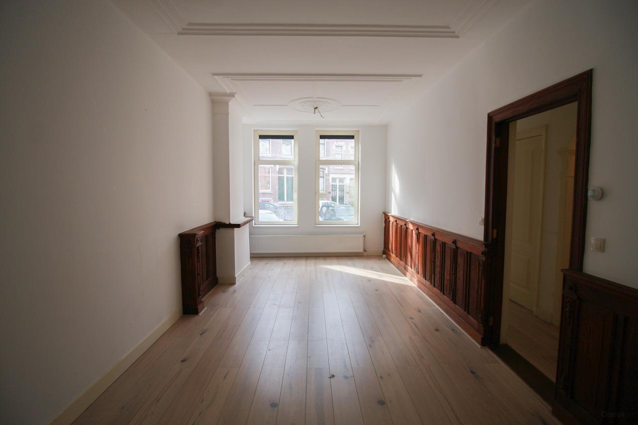 Benedenwoning met tuin in Nieuwe Westen - Afbeelding 5