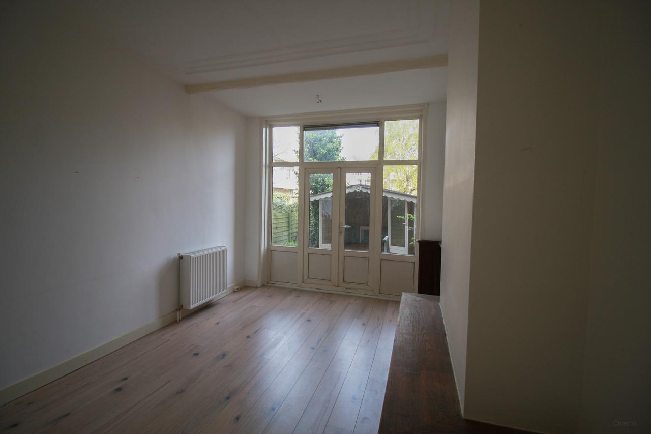 Benedenwoning met tuin in Nieuwe Westen - Afbeelding 9