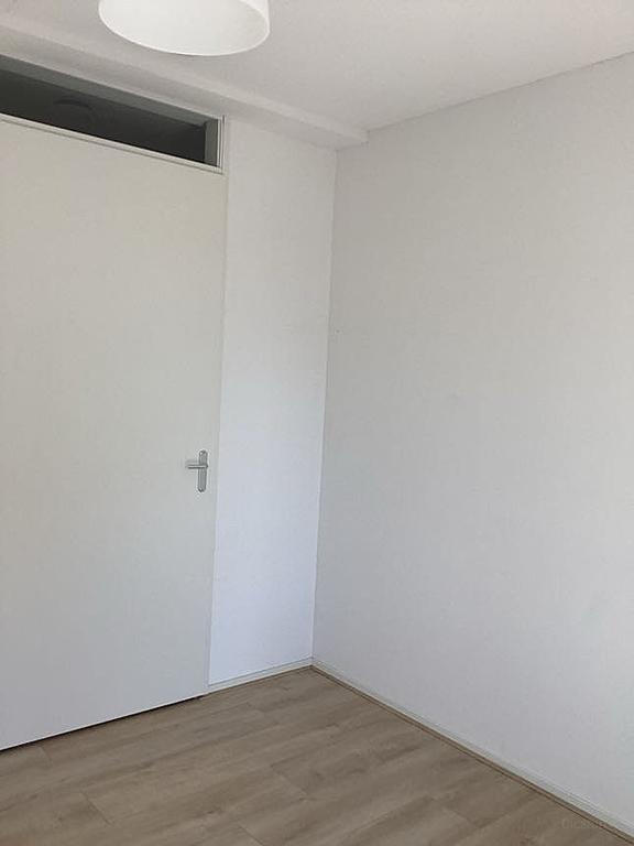 99 m² appartement met 2 slaapkamers - Afbeelding 8