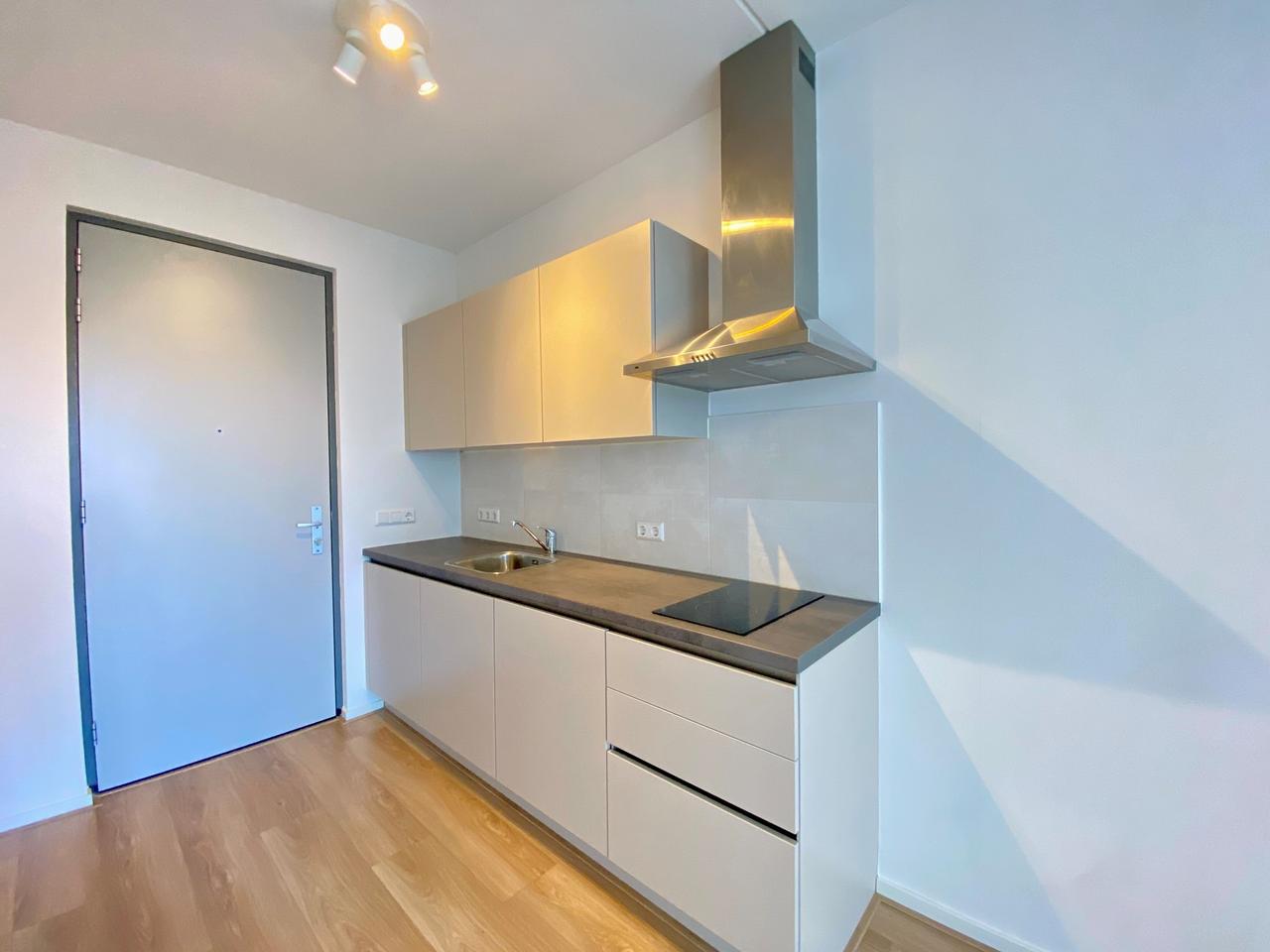 Studio with Unobstructed Views in Laakhaven-Oost - Image 7