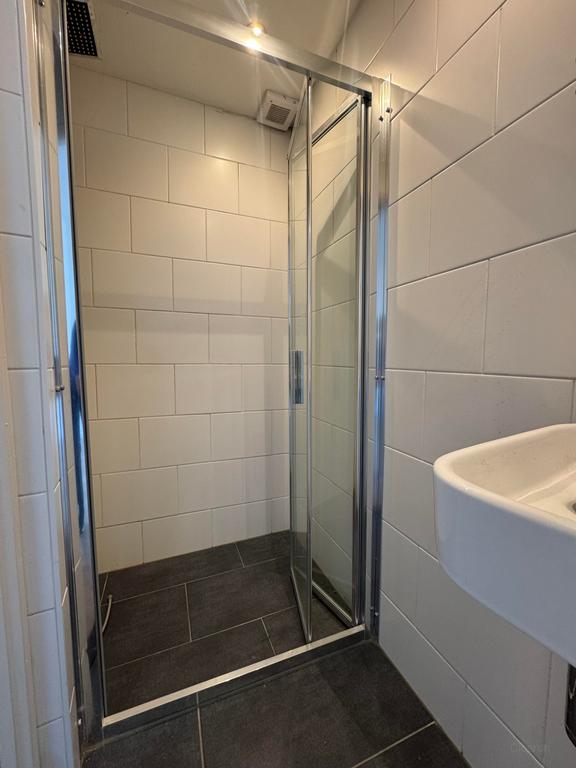 125 m² dubbel bovenhuis met 2 badkamers - Afbeelding 13