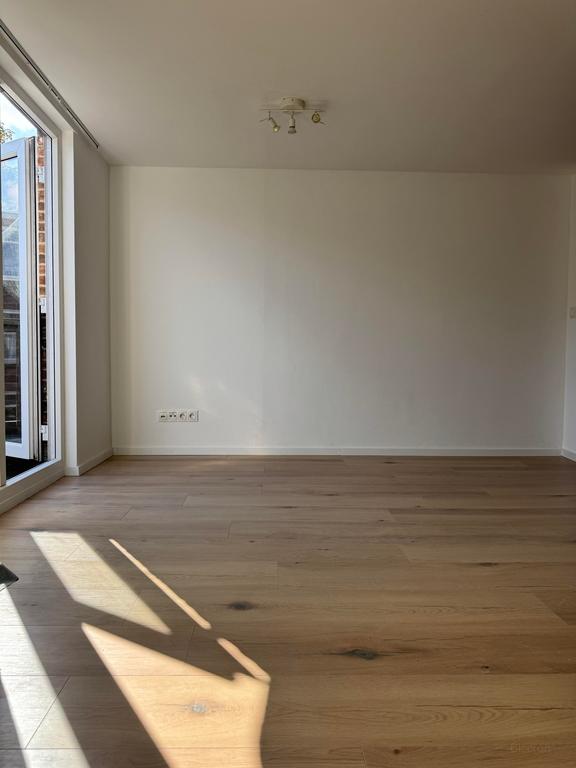 125 m² dubbel bovenhuis met 2 badkamers - Afbeelding 16