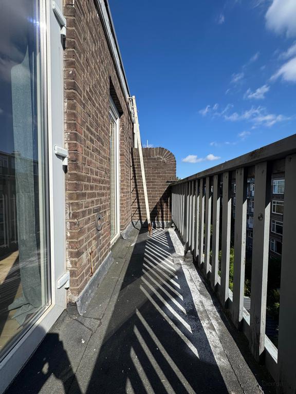125 m² dubbel bovenhuis met 2 badkamers - Afbeelding 18