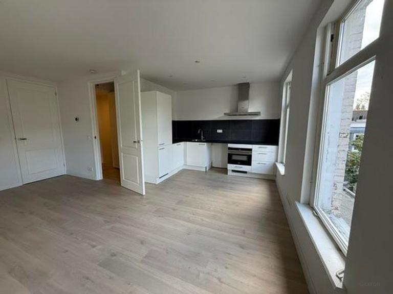 Appartement met groot balkon bij Oosterpark - Afbeelding 4