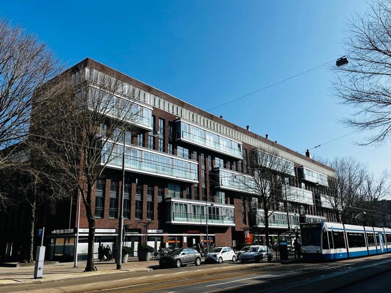 Licht 3-kamerappartement aan Erasmuspark - Afbeelding 4