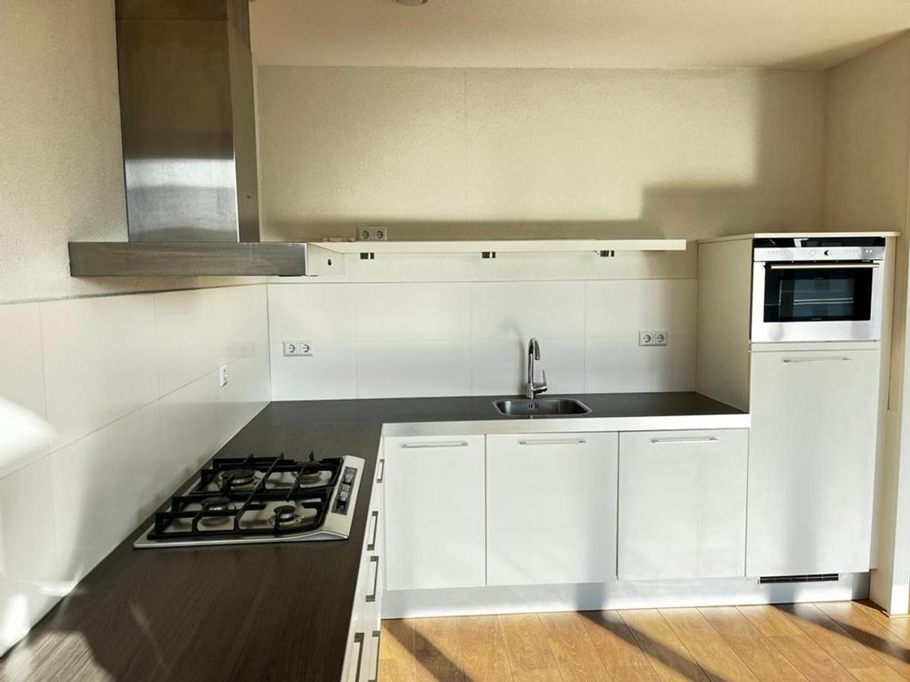 Licht 3-kamerappartement aan Erasmuspark - Afbeelding 7
