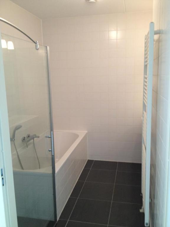Licht 3-kamerappartement aan Erasmuspark - Afbeelding 13