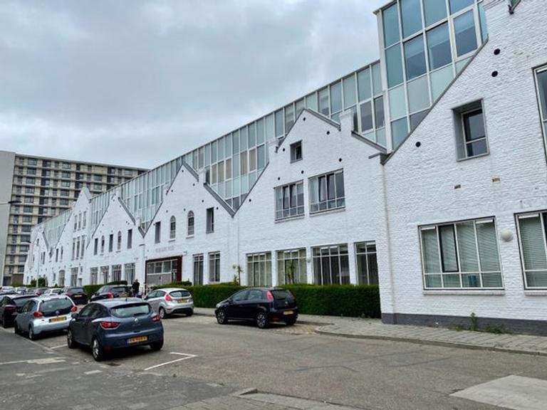 Ruim 2-slaapkamerappartement met balkon - Afbeelding 2