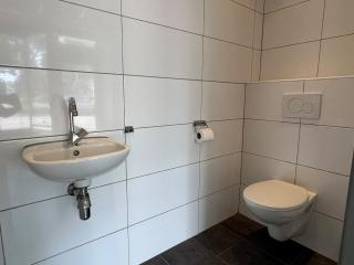 176 m² Living Space with 4 Bedrooms - Image 7
