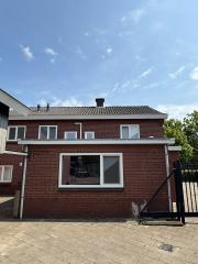 176 m² Living Space with 4 Bedrooms - Image 24