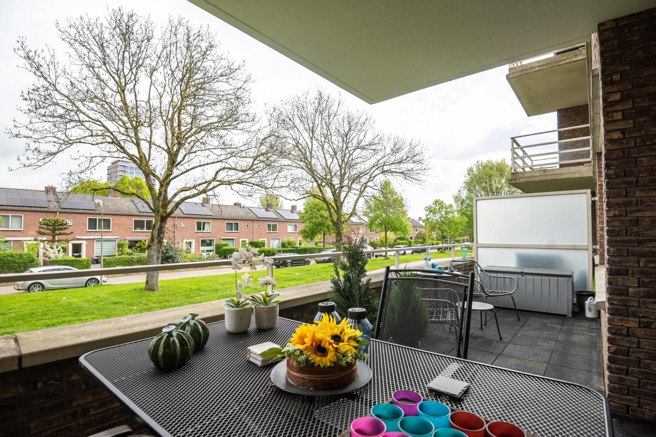 Groot balkon en lift in Haarwijk West - Afbeelding 10